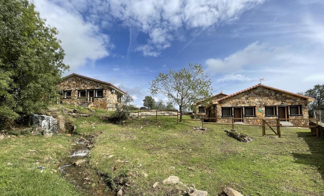 Apartamentos Los Pocillos Gargantilla del Lozoya Εξωτερικό φωτογραφία