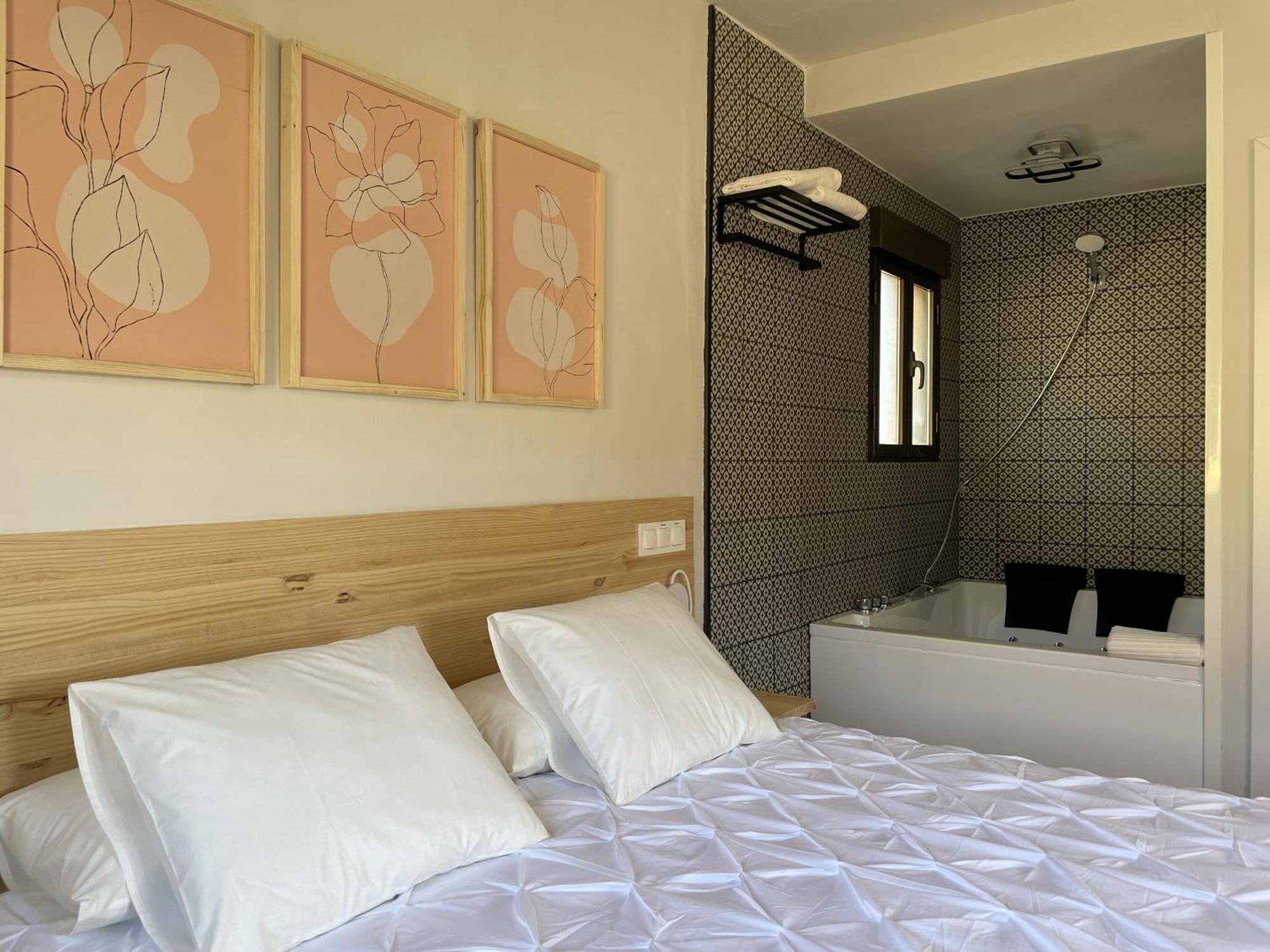 Apartamentos Los Pocillos Gargantilla del Lozoya Εξωτερικό φωτογραφία